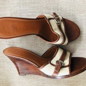 Circa by Joan & David Wedges